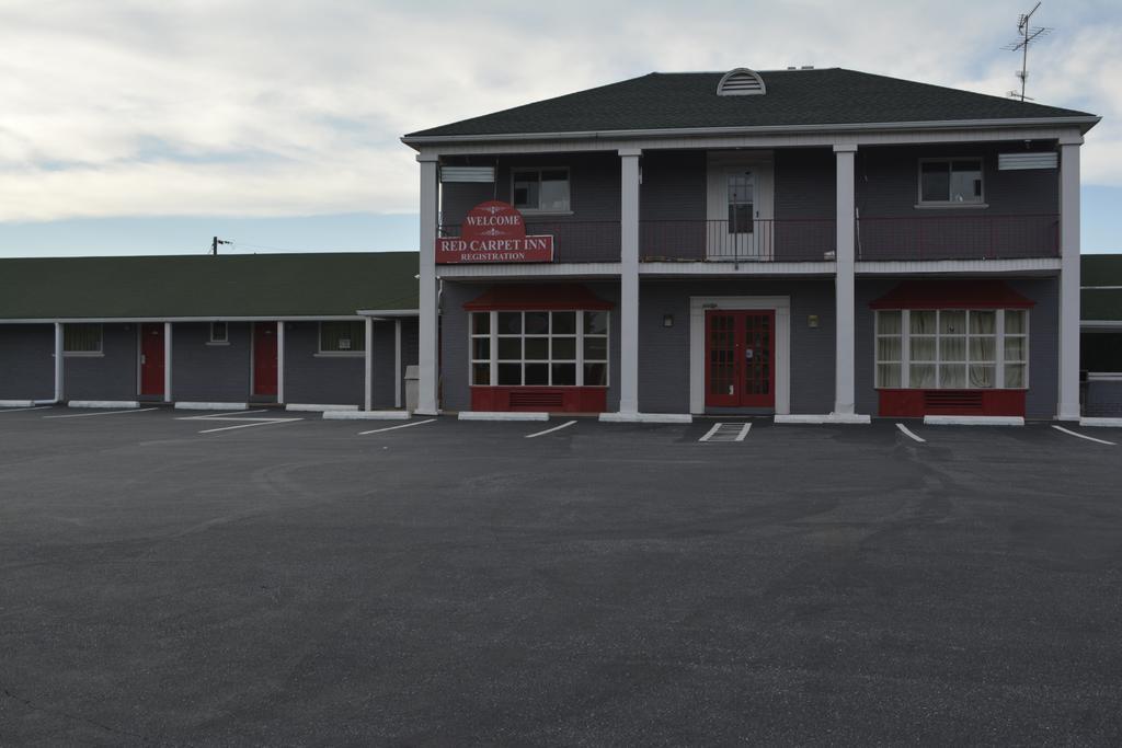 Red Carpet Inn & Suites New Cumberland Eksteriør bilde