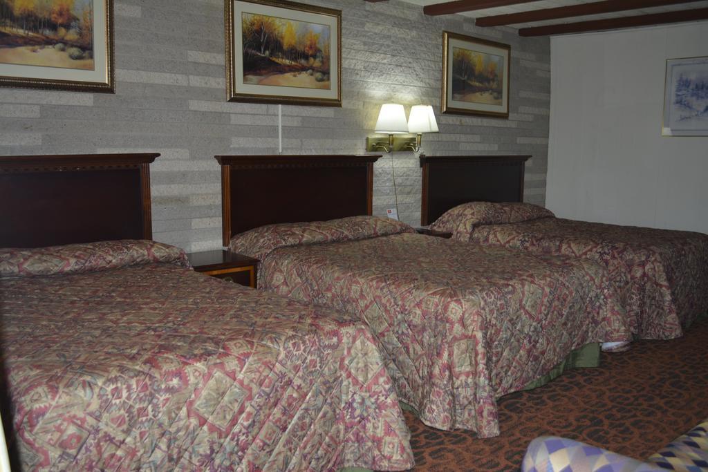 Red Carpet Inn & Suites New Cumberland Eksteriør bilde