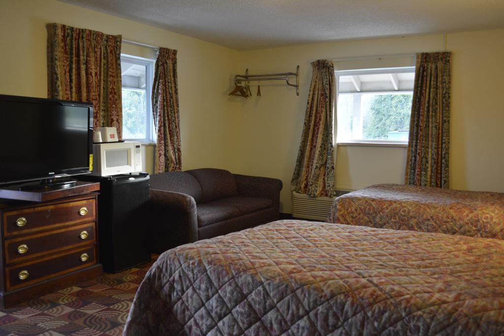 Red Carpet Inn & Suites New Cumberland Eksteriør bilde