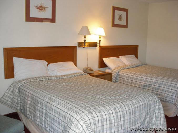 Red Carpet Inn & Suites New Cumberland Eksteriør bilde